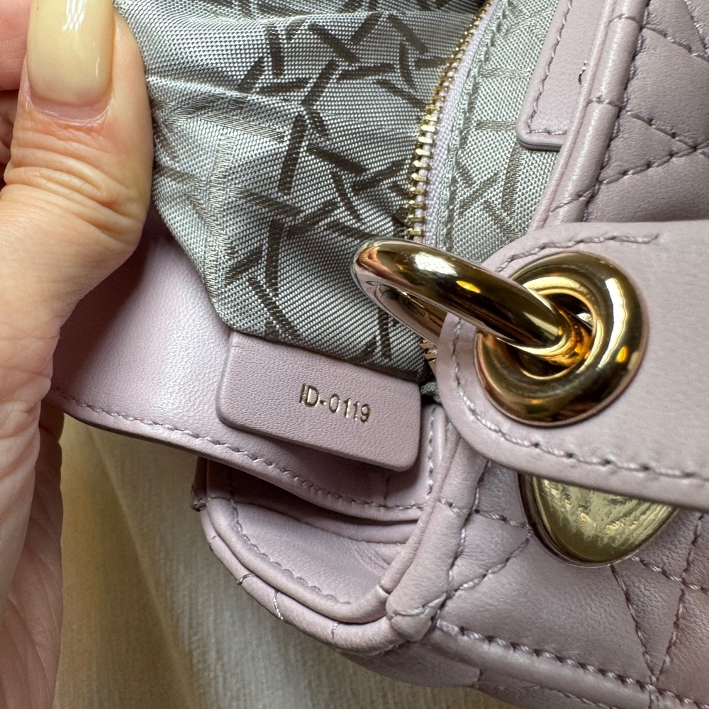 Dior: lady dior size mini - Picture 8 of 14